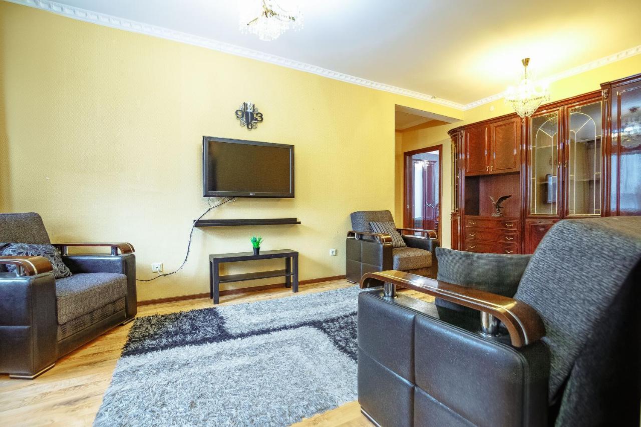 Two Bedroom Apartment On Syganak Street 64-1 Astana Bagian luar foto